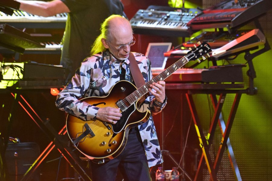 Steve Howe of Yes